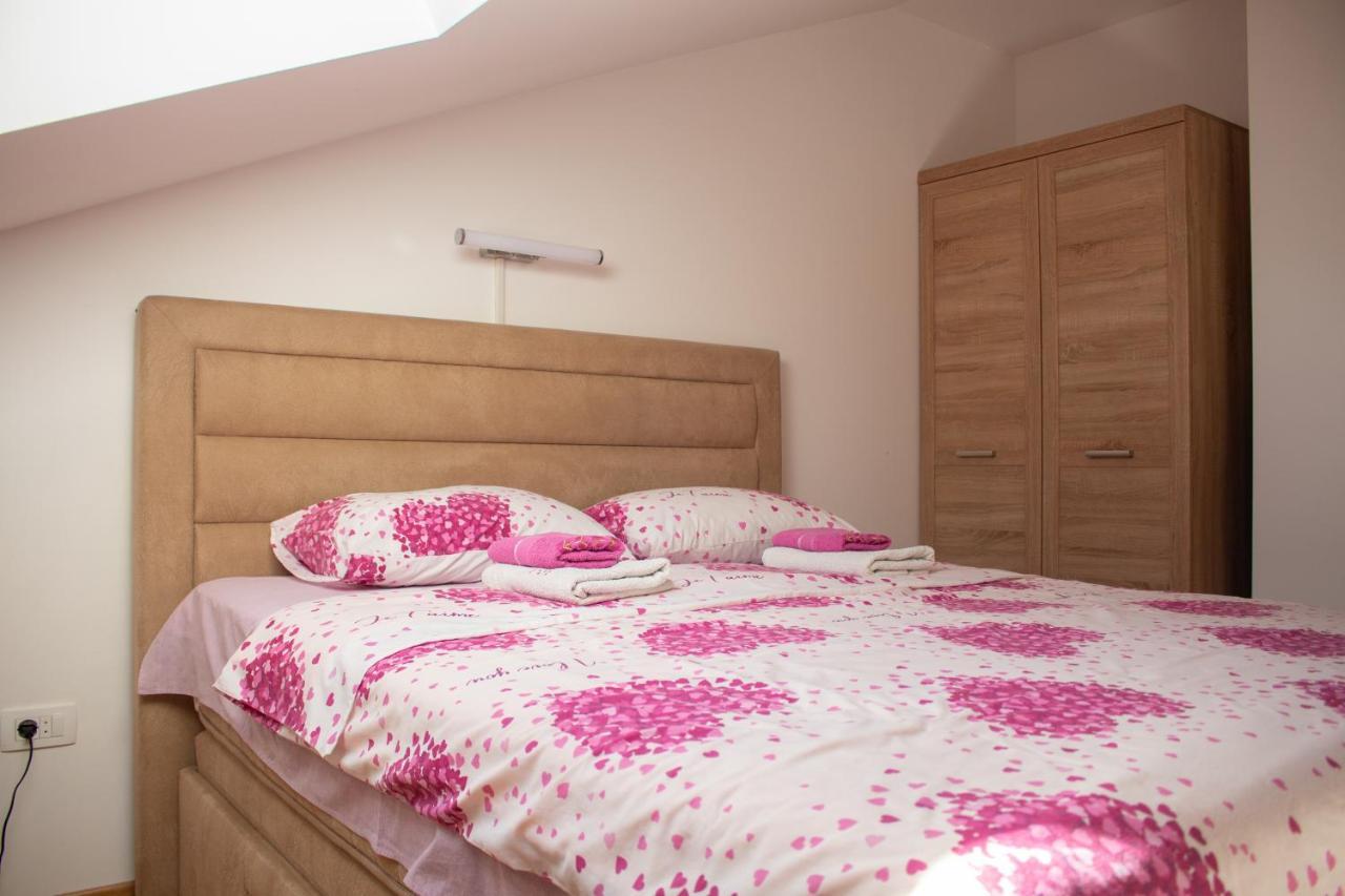 Apartman Mazic Nikšić Exteriör bild